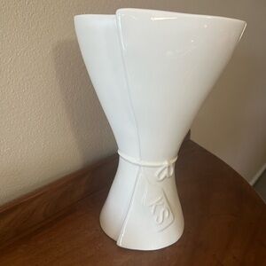 Kate Spade target White Ceramic Vase